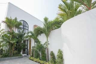 The White House Umalas — image 1 of 18